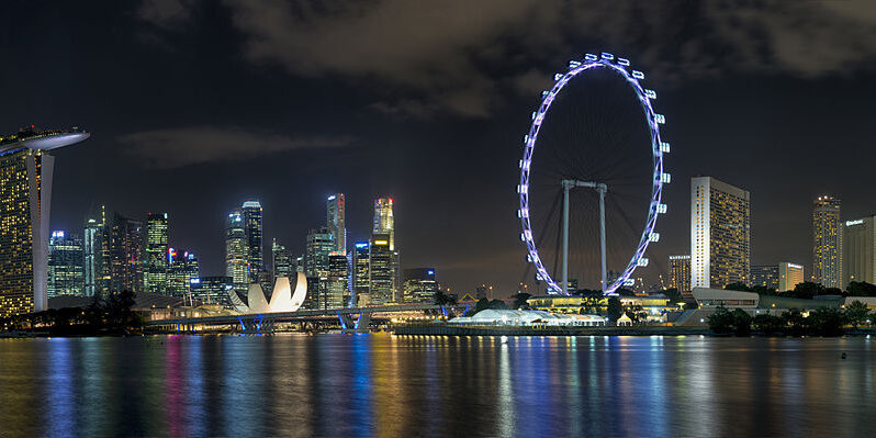 singapore at night