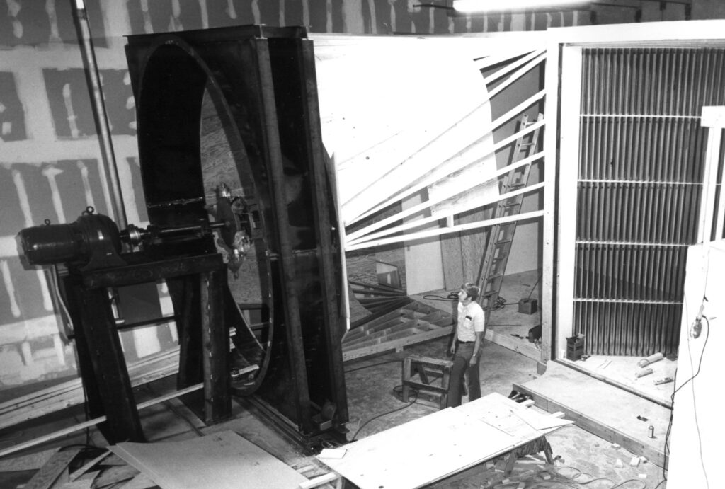 1949 J Cermak builds first wind tunnel at CSU